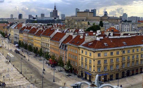 Krakow Suburbs Avenue - guided tour - sightseeing Warsaw